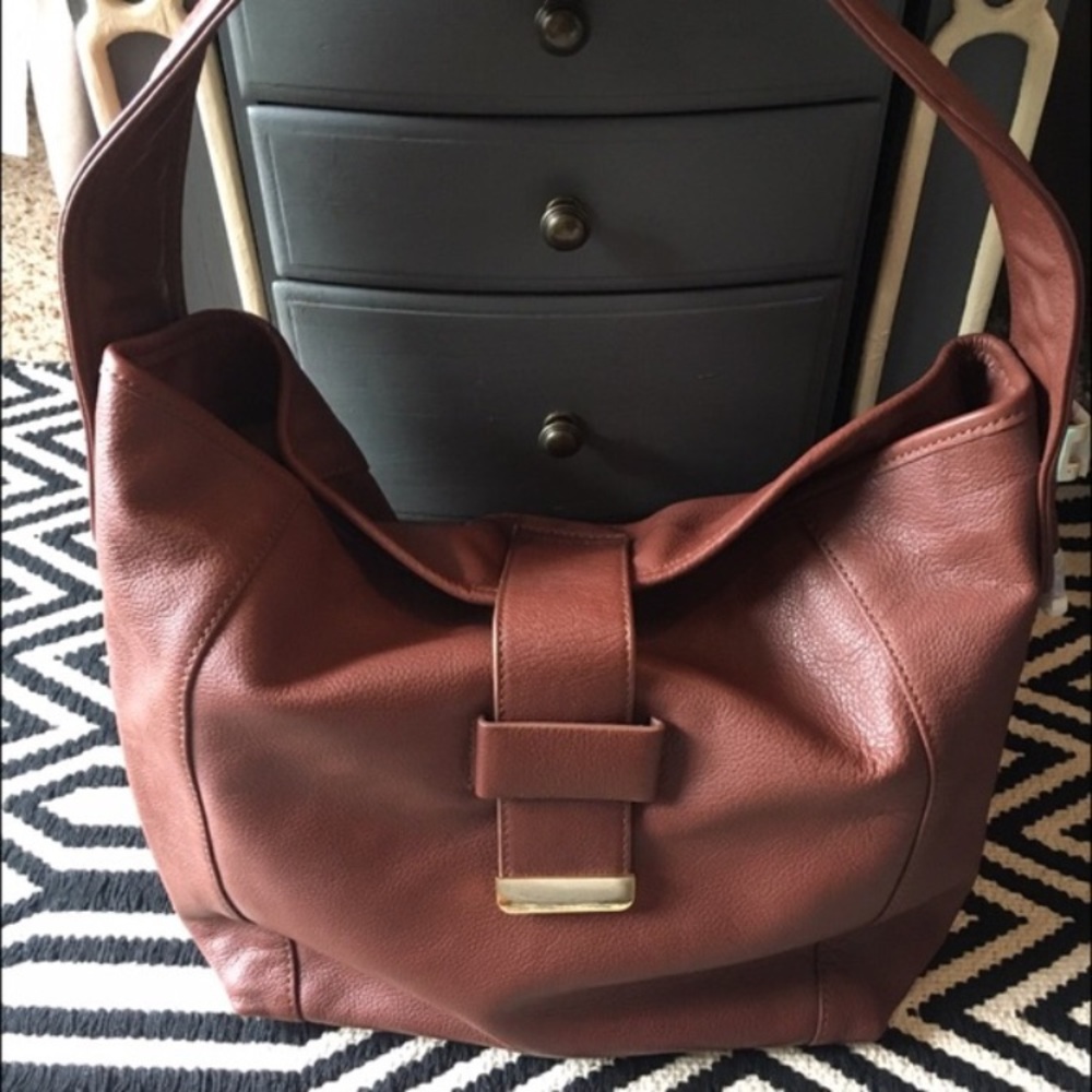 Liz Claiborne brown leather hobo b
